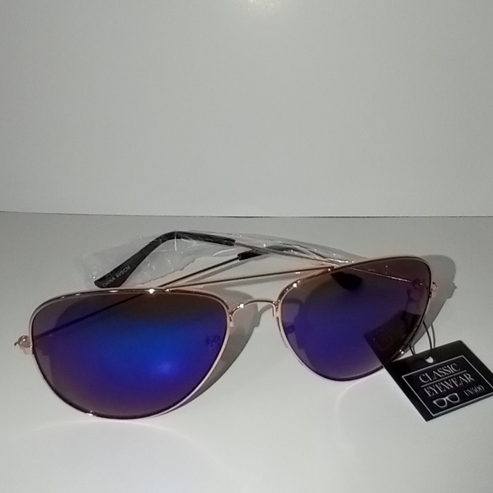 Sun glasses aviators